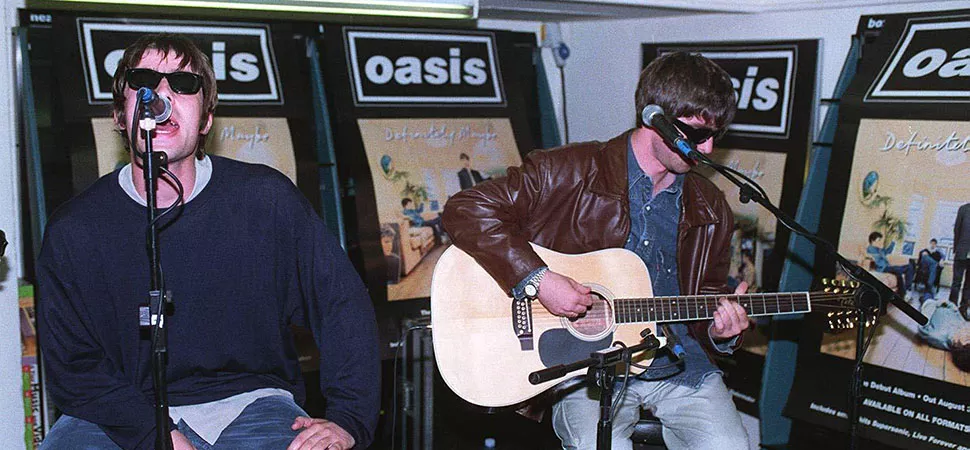 Liam und Noel Gallagher von der Band Oasis, 1994