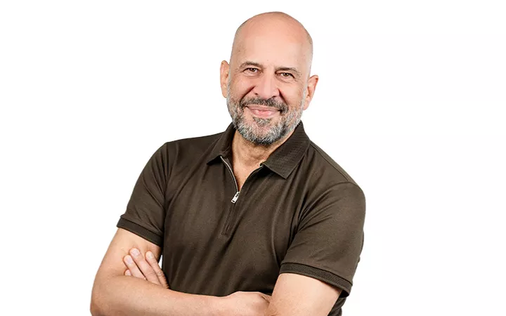 Moderator Peter Mack
