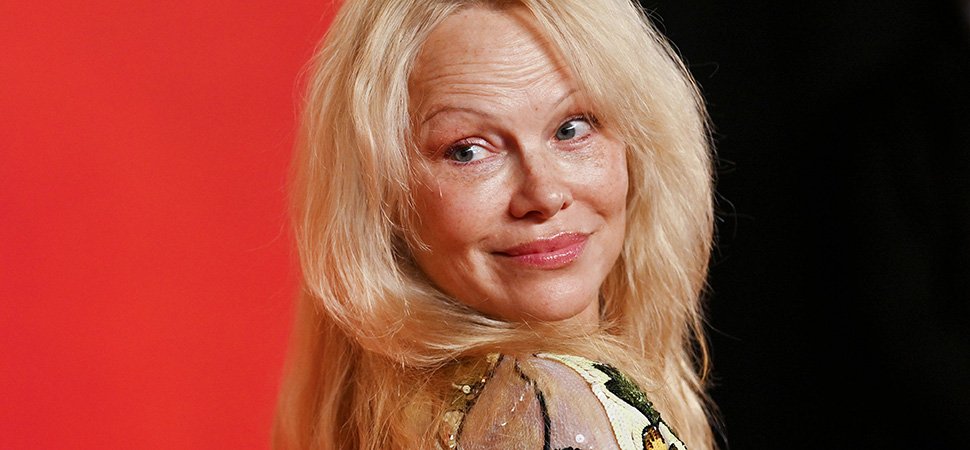 Pamela Anderson auf der Vanity Fair Oscar Party 2024